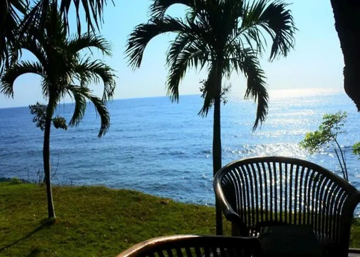 Resort Wreck Divers & Restaurant Tulamben (Bali)